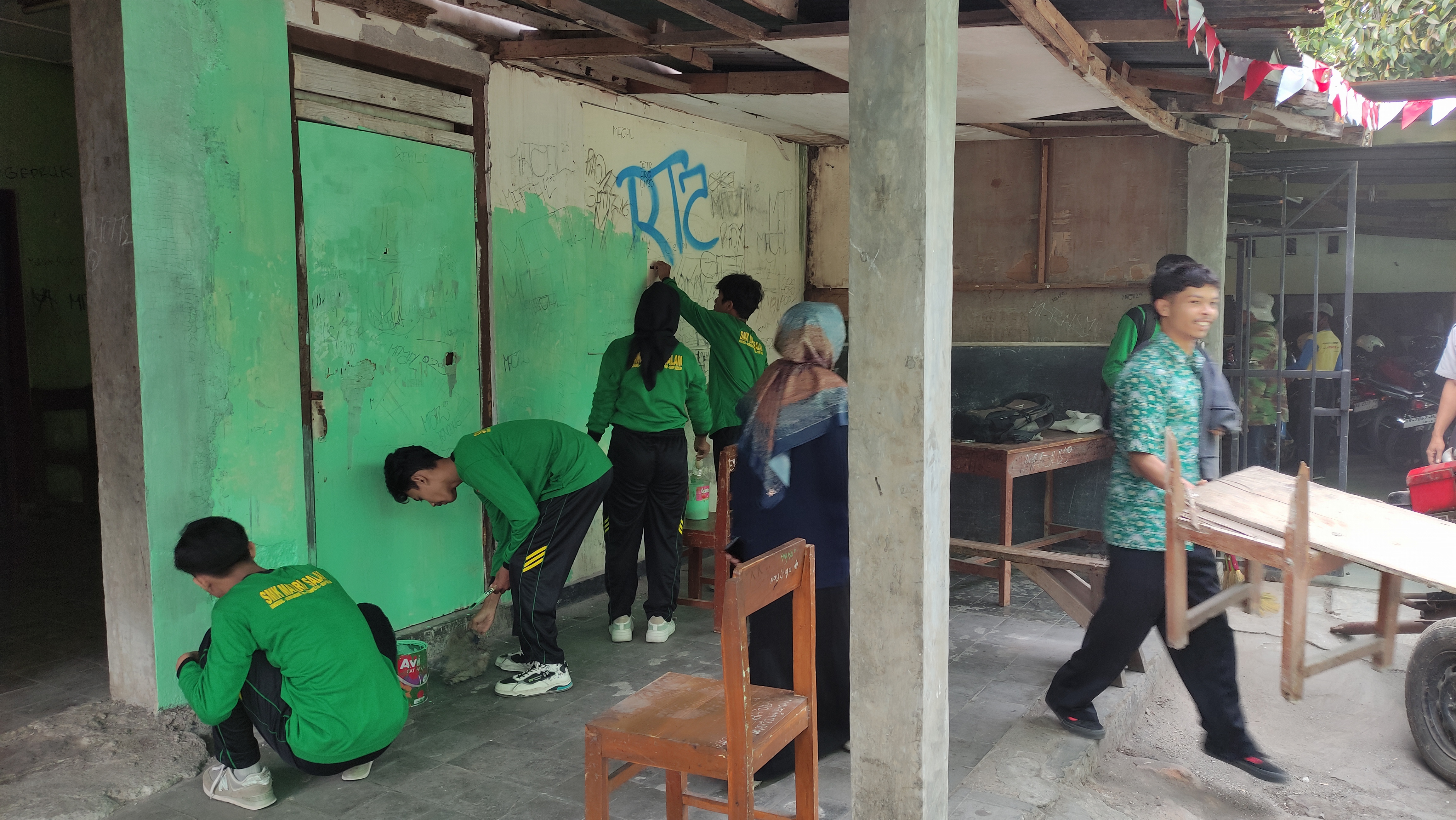 Program Kegiatan Jumat Bersih Sekolah